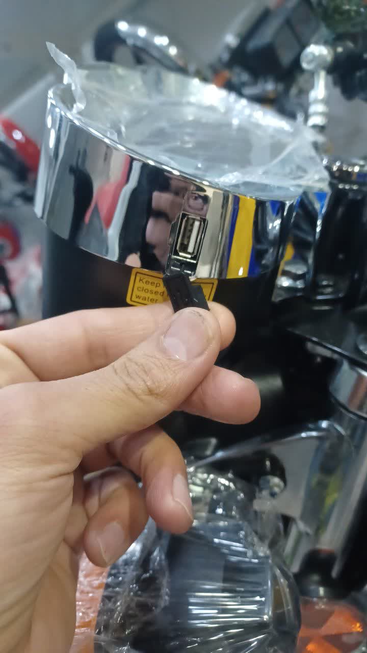موتور سیکلت هوندا نیکتاز ۲۰۰ 1404 CDI