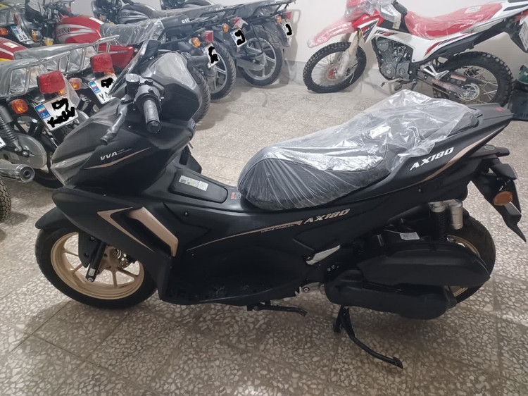 موتور سیکلت طرح ایروکس ۱۸۰AX