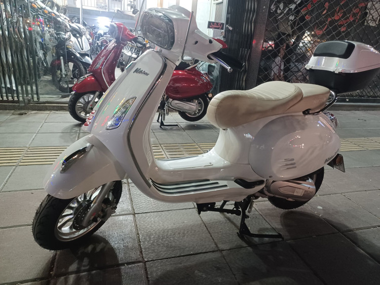 موتور سیکلت نیکتاز GT 160CC طرح وسپا اسکوتری 1404