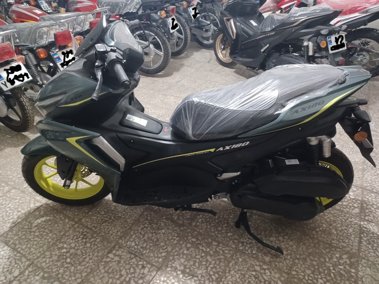 موتور سیکلت طرح ایروکس ۱۸۰AX