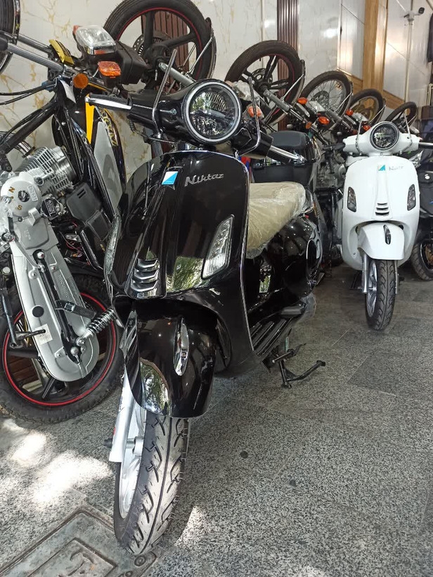 موتور سیکلت نیکتاز GT 160CC طرح وسپا اسکوتری 1405 ترمزABS