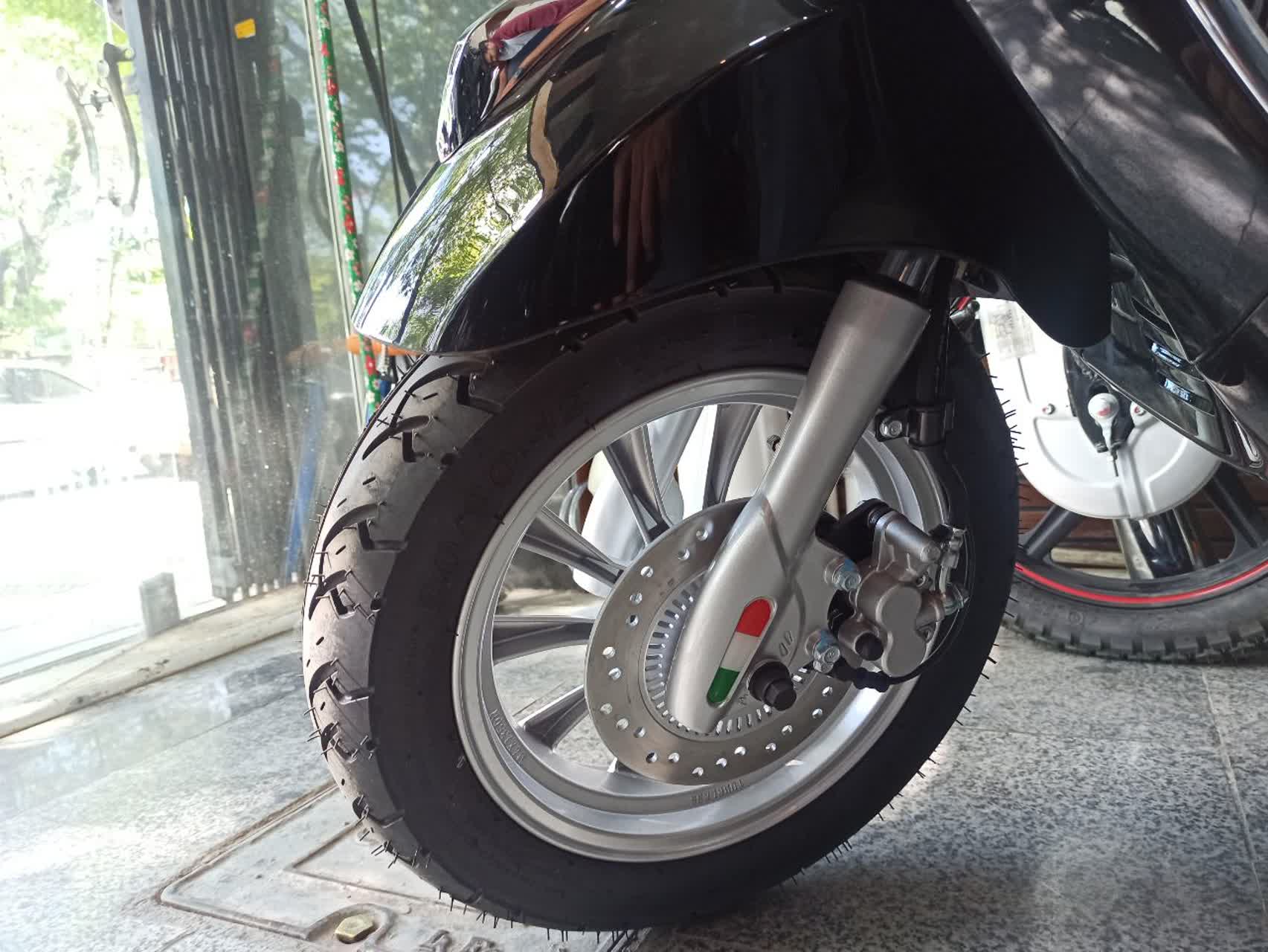 موتور سیکلت نیکتاز GT 160CC طرح وسپا اسکوتری 1405 ترمزABS