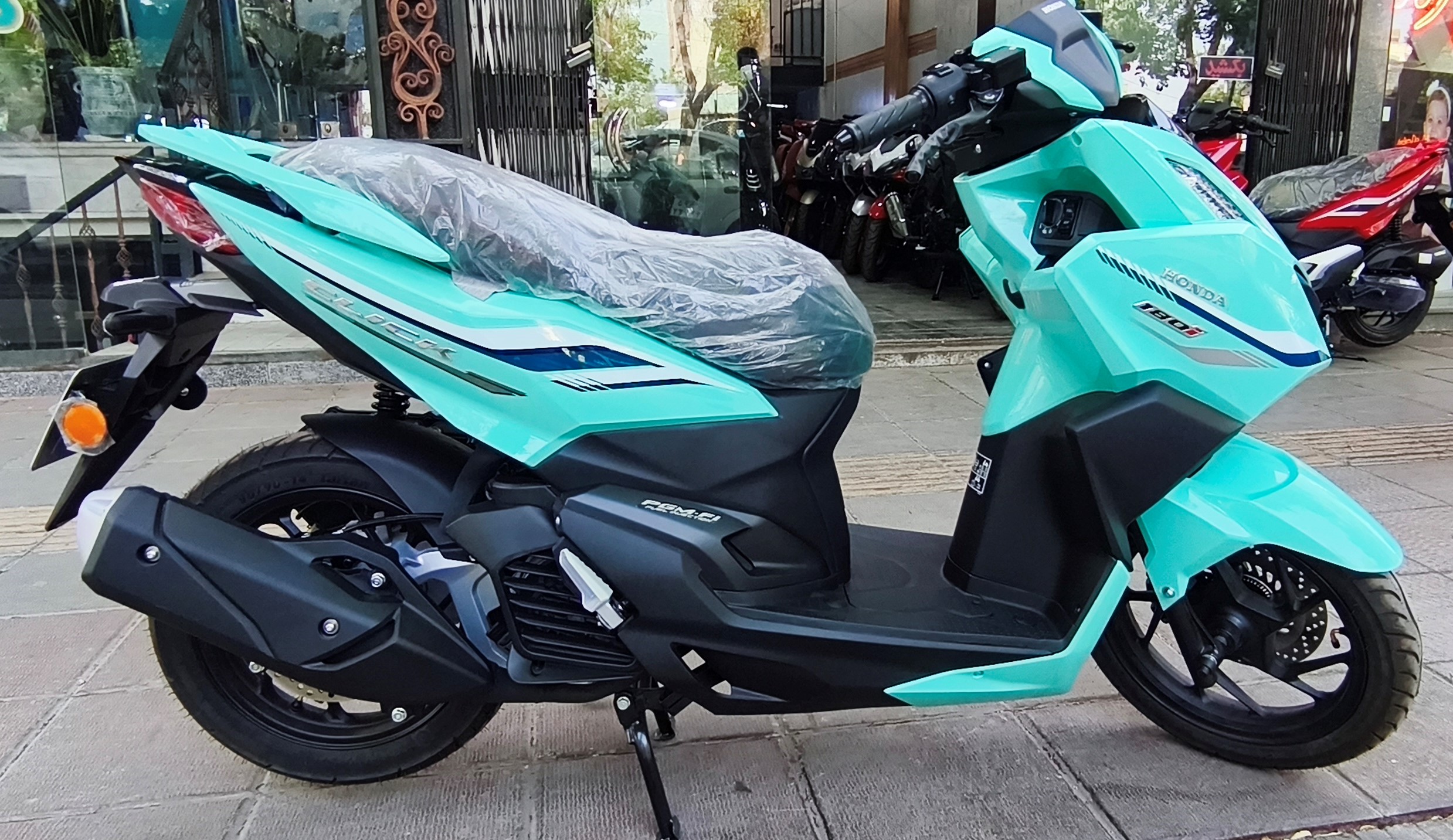 موتور سیکلت طرح واریو نیکتاز کلیک 180cc ترمز ABSجلو عقب دیسک 1405