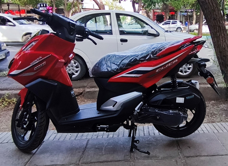 موتور سیکلت طرح واریو نیکتاز کلیک 180cc ترمز ABSجلو عقب دیسک 1405